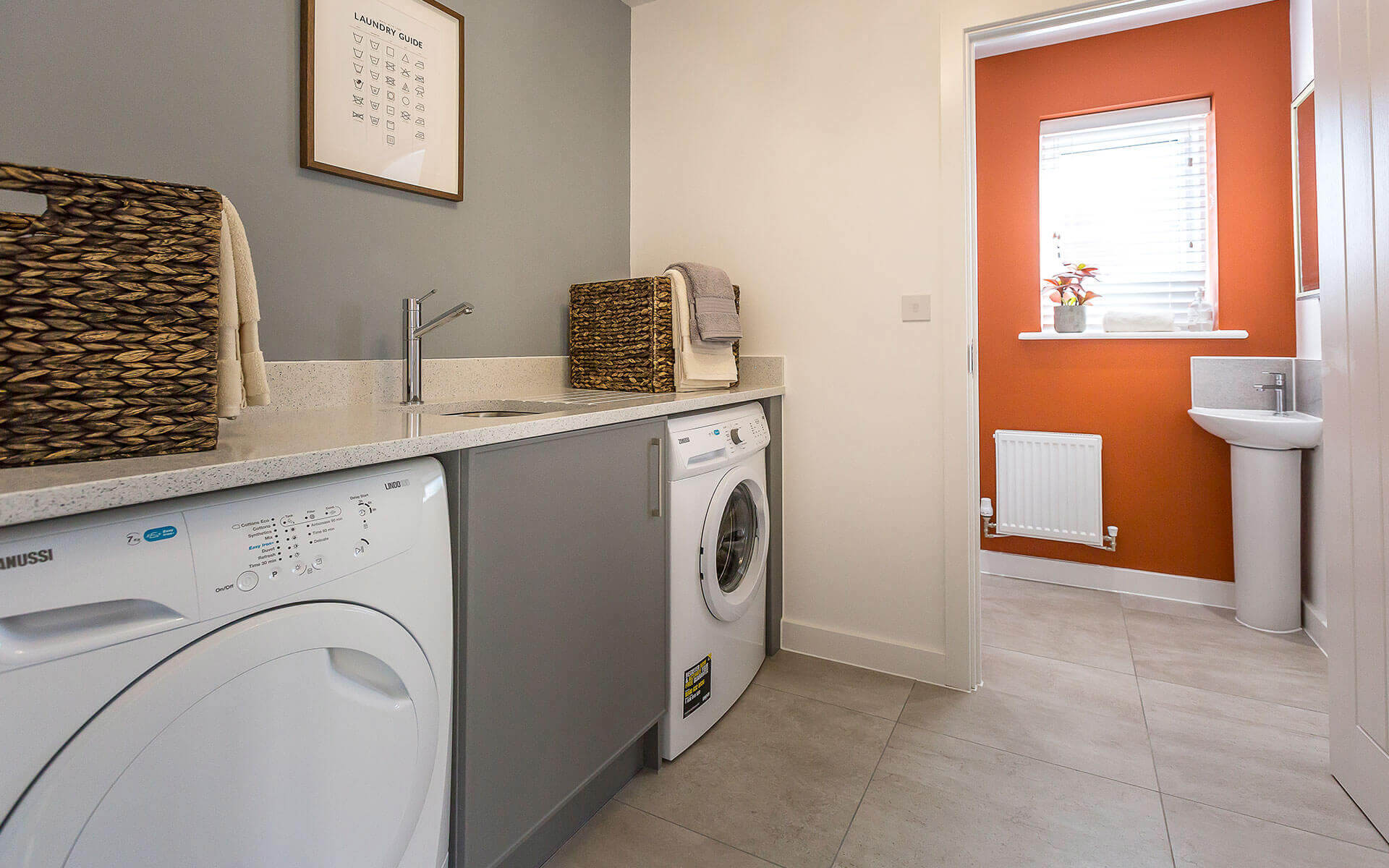 OHS The Hedgerows Rowan Utility WC