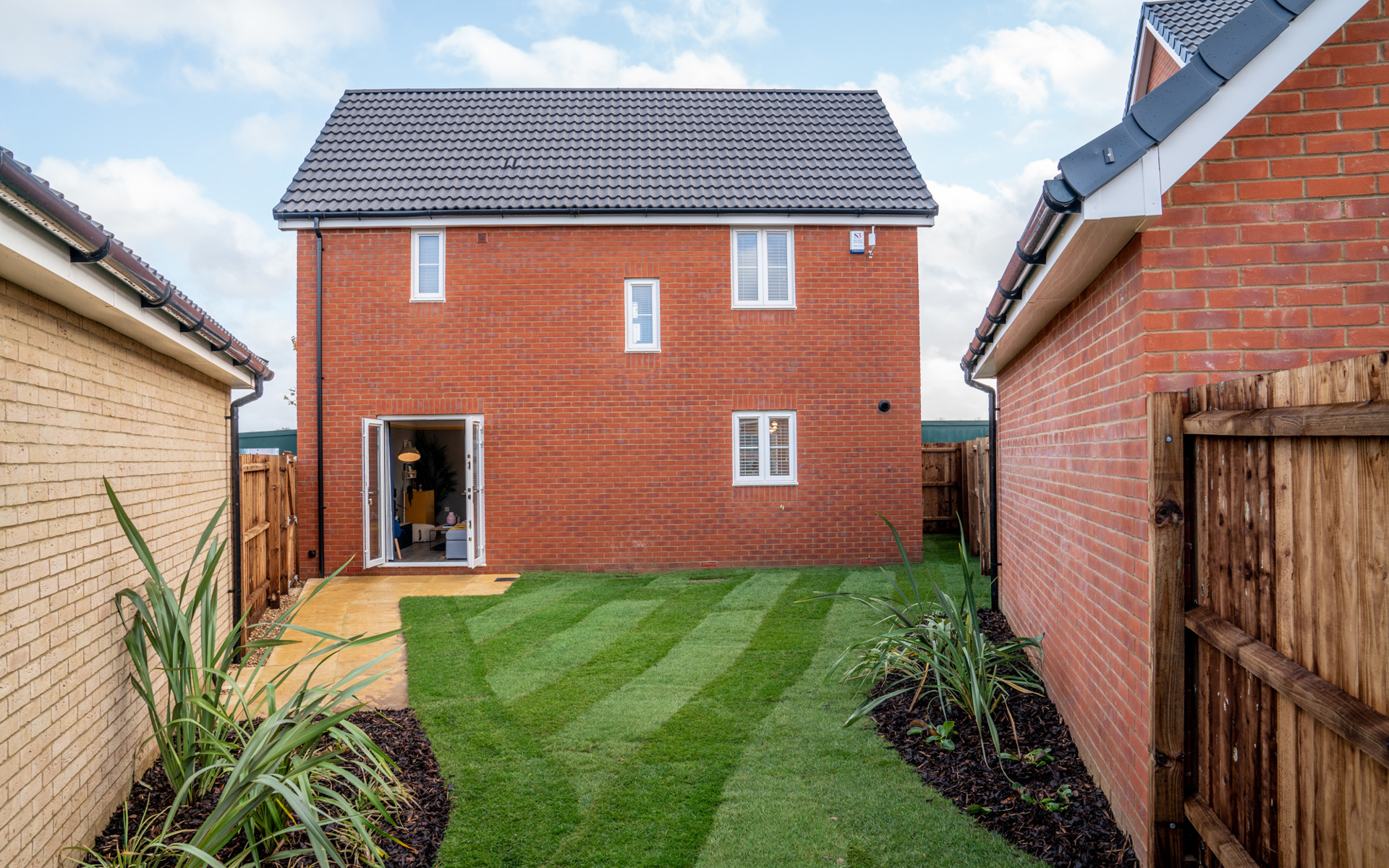 OH Mill View Ashley LR (8)