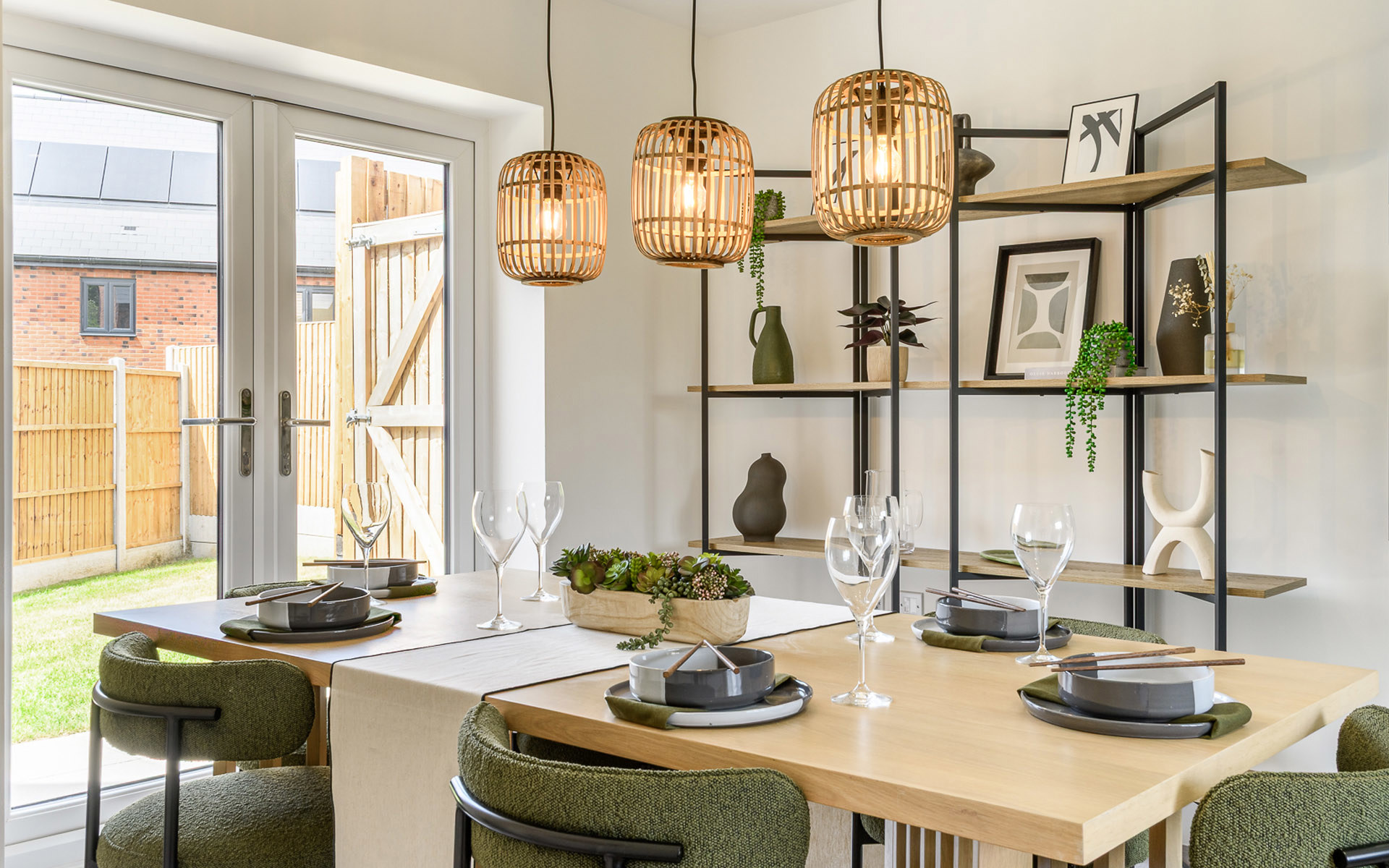 7052 Roseberry Dining
