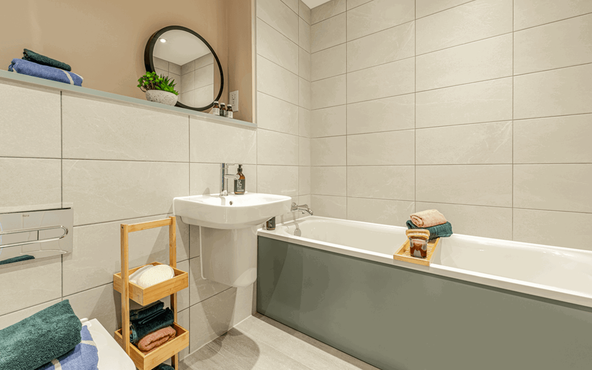 Acer bathroom