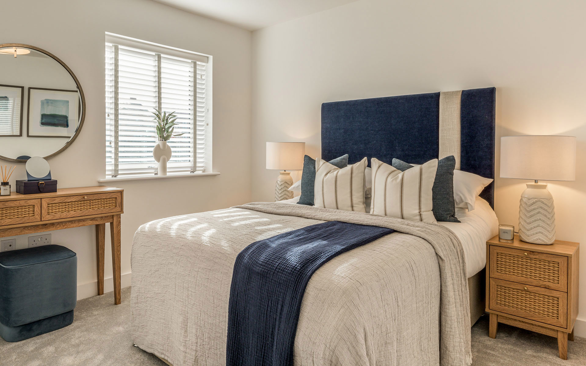 Wolverton Mill Roseberry Double Bedroom With Blinds