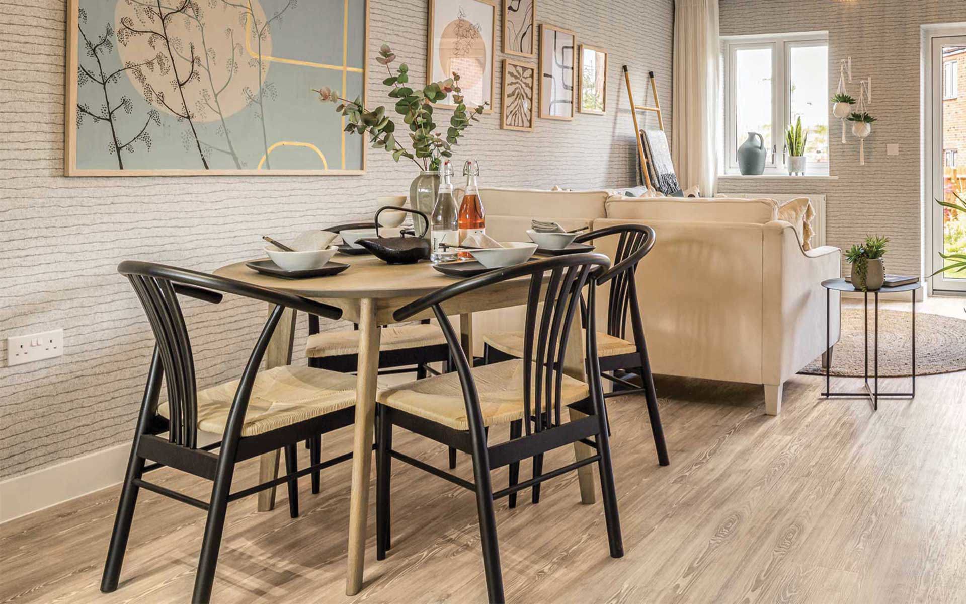 Foal Hurst Green Iris Living Dining 1