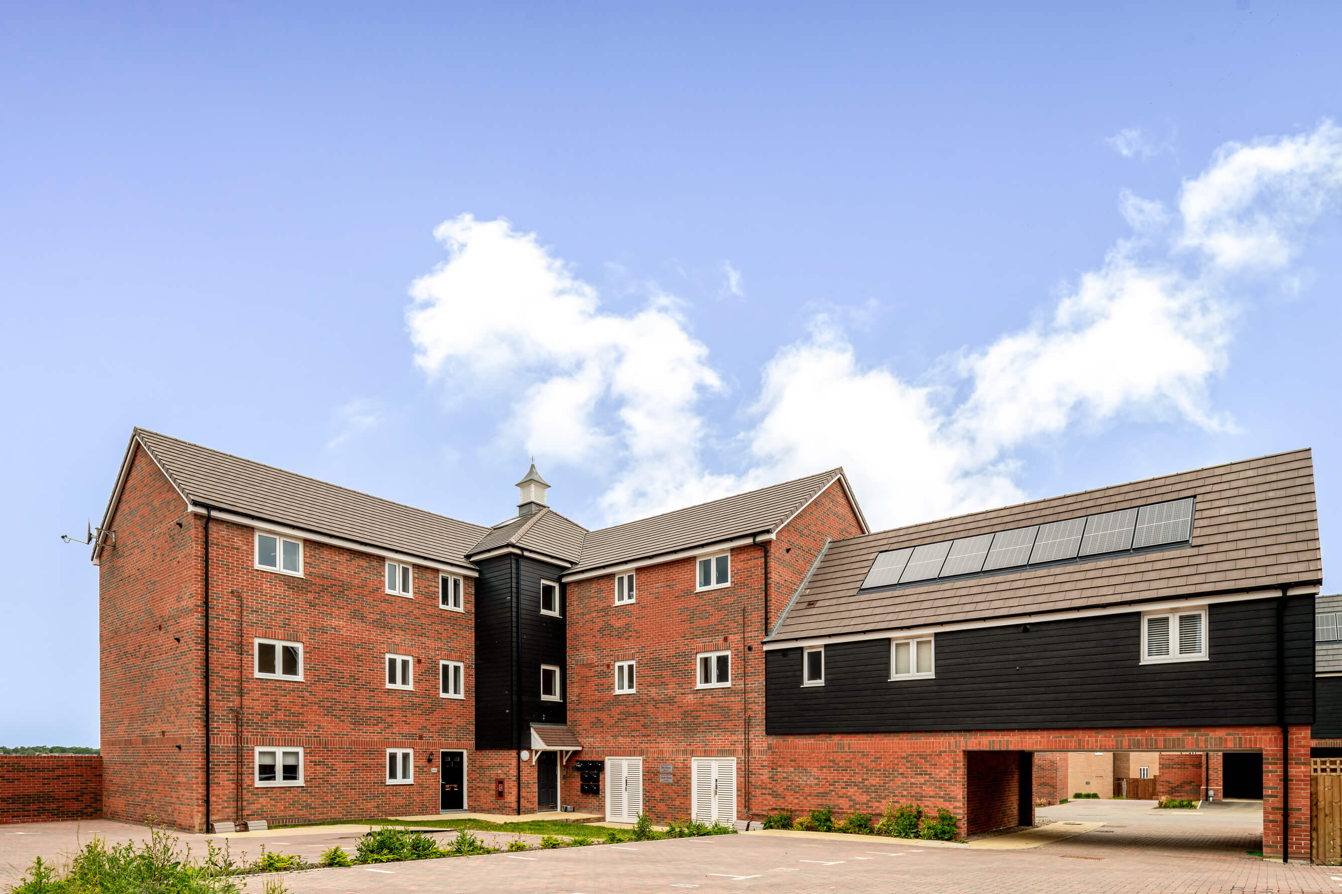 OH Boyton Place Externals LR (10)