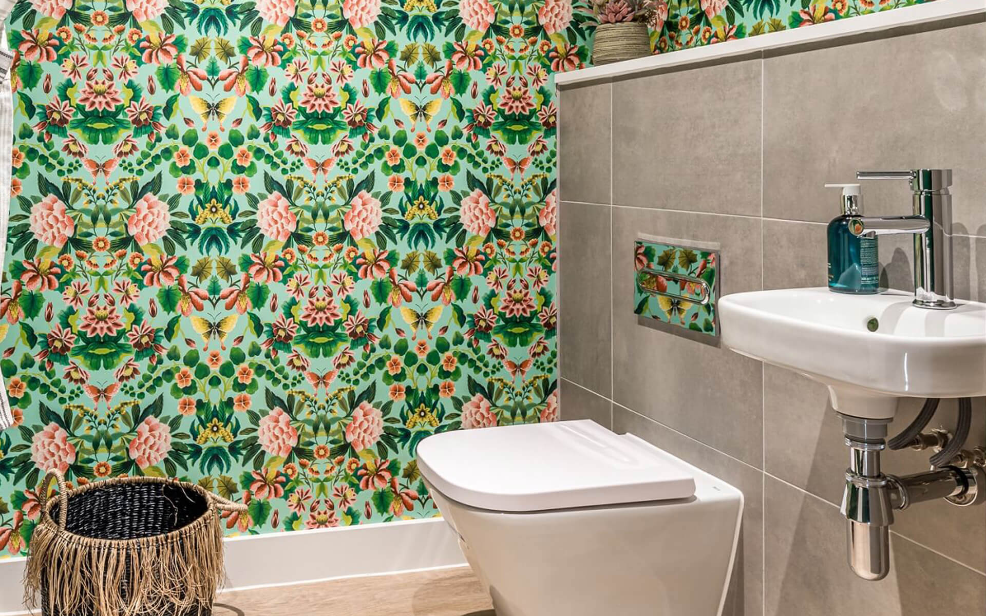 Woodland Valley Harlestone Cloakroom