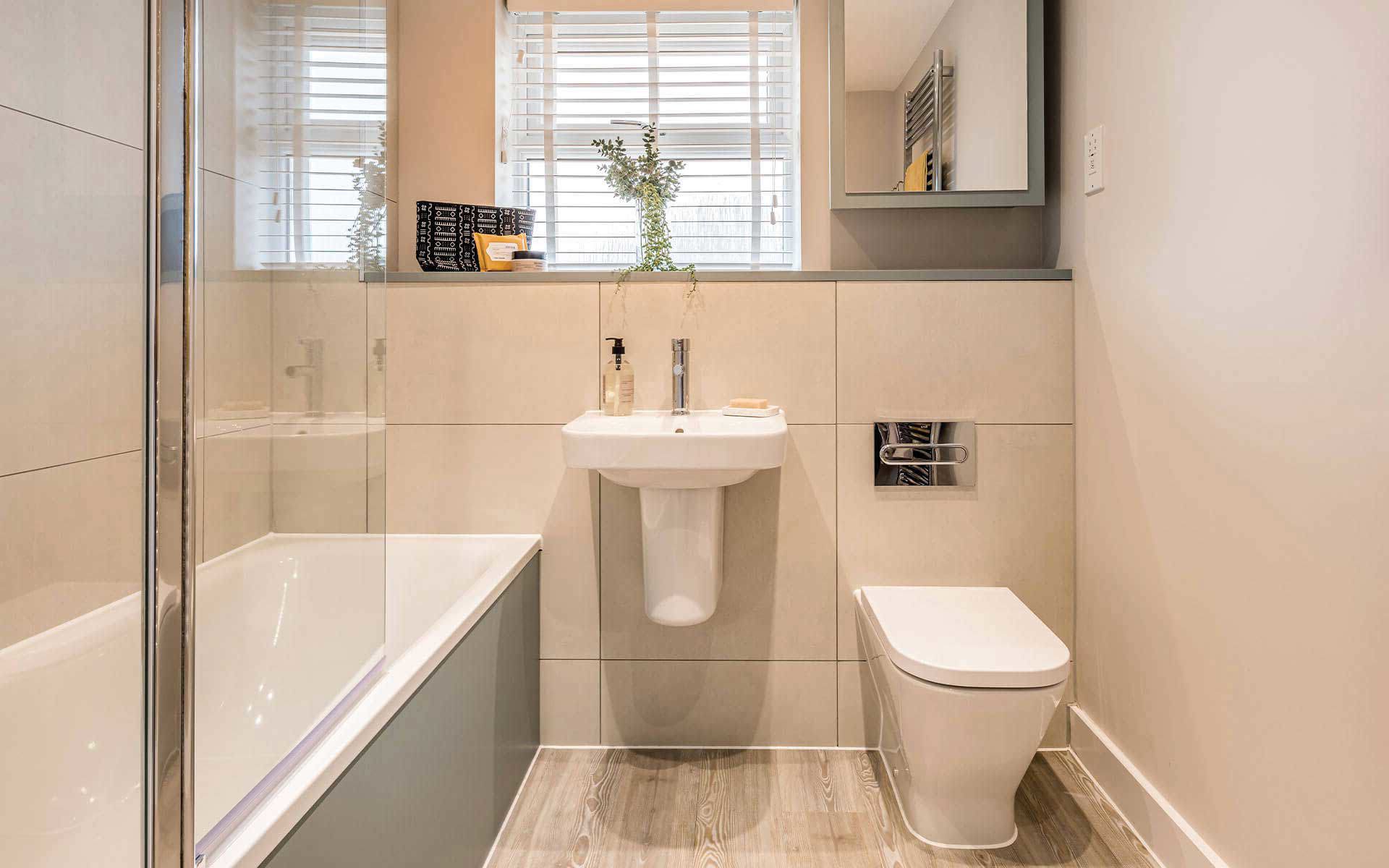 Foal Hurst Green Violet Bathroom