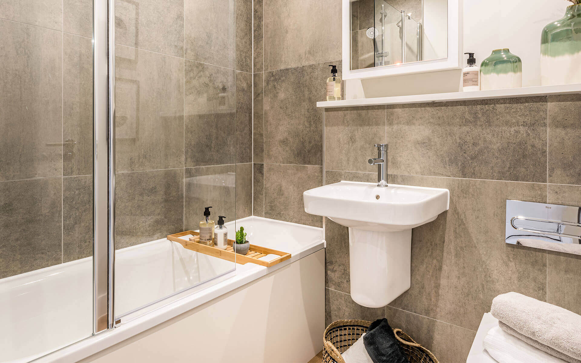 Levettview Dallington Bathroom (1)