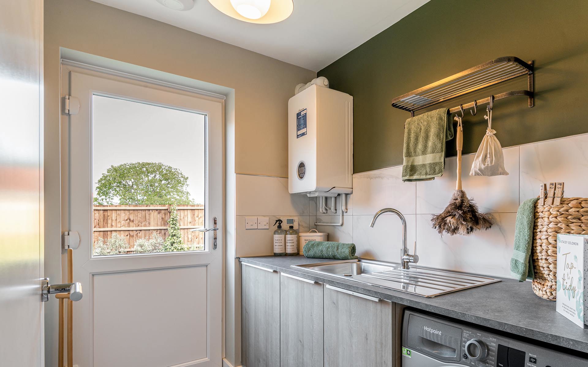 OH Dovecote Gardens - P66 Stevington New Spec (16)