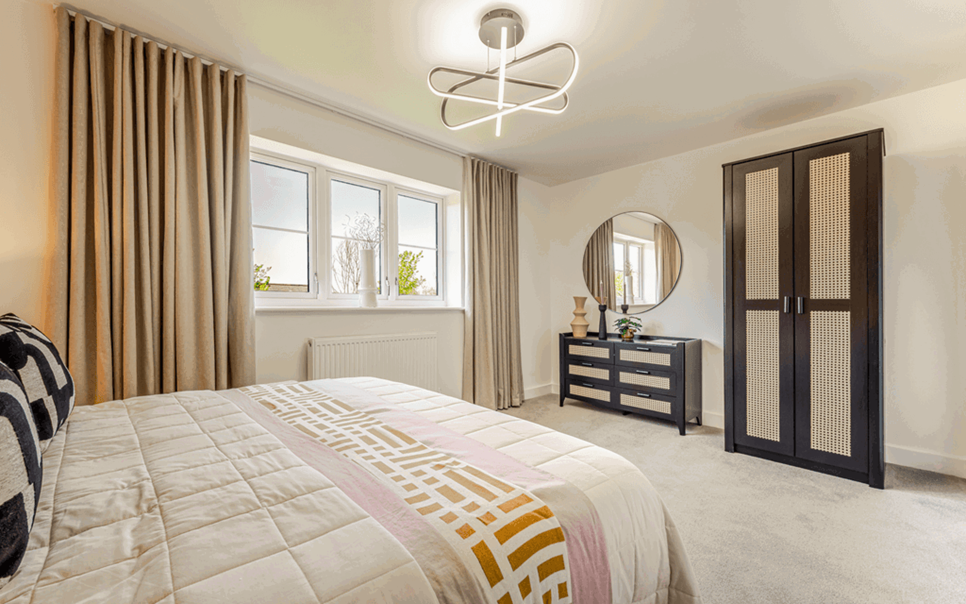 Acer bedroom d