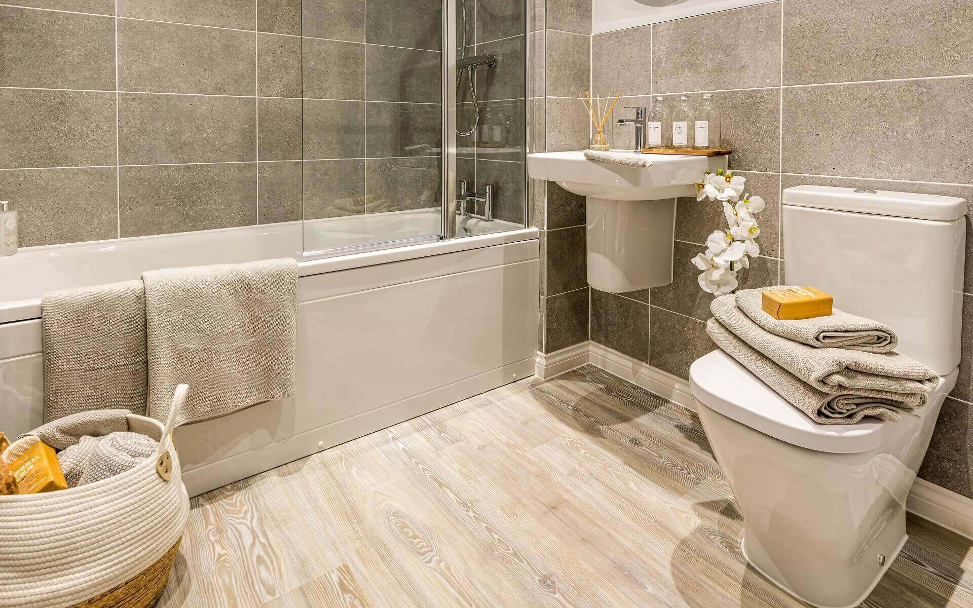 Porters Grove Baker Bathroom