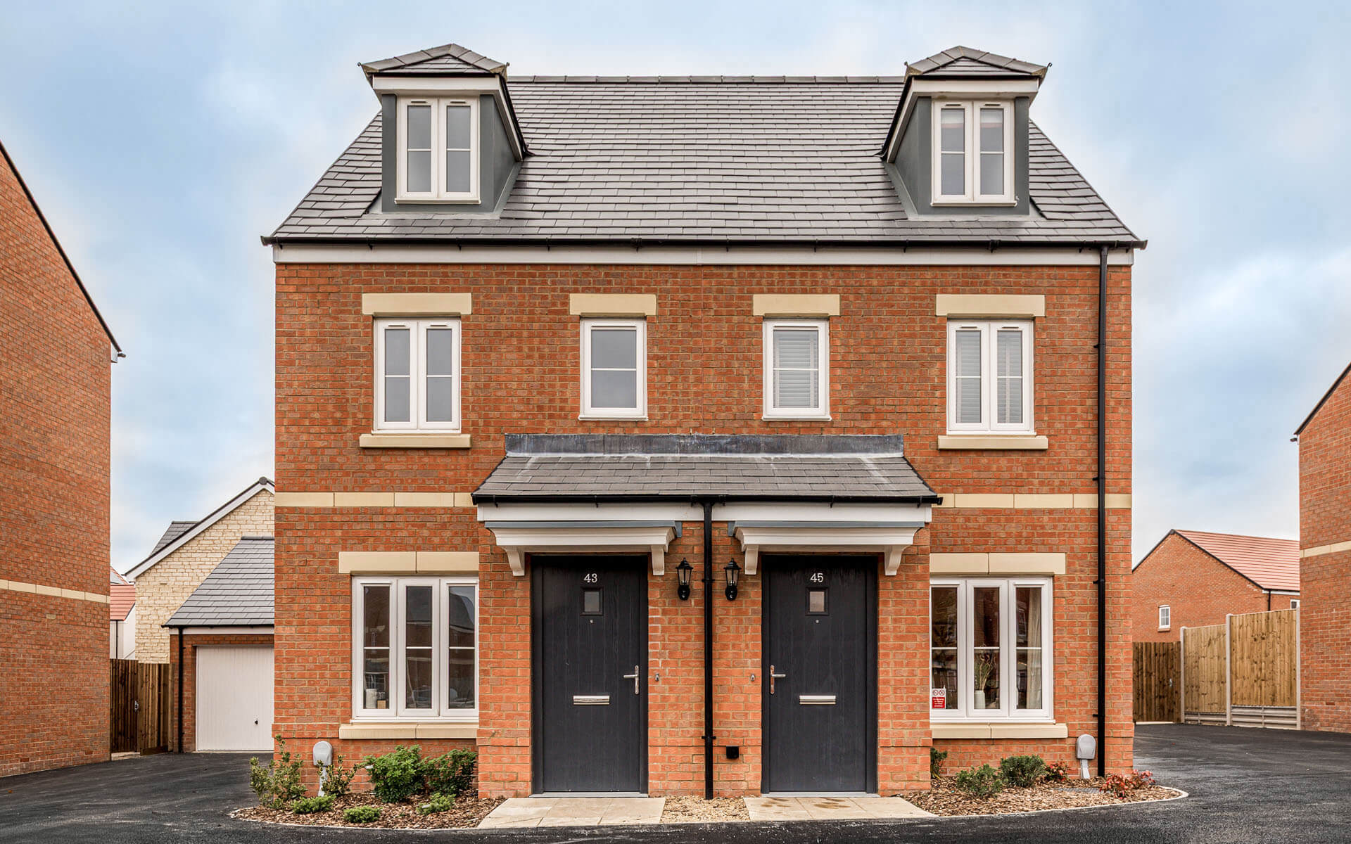 Woodland Valley Pitsford P415 Front Exterior