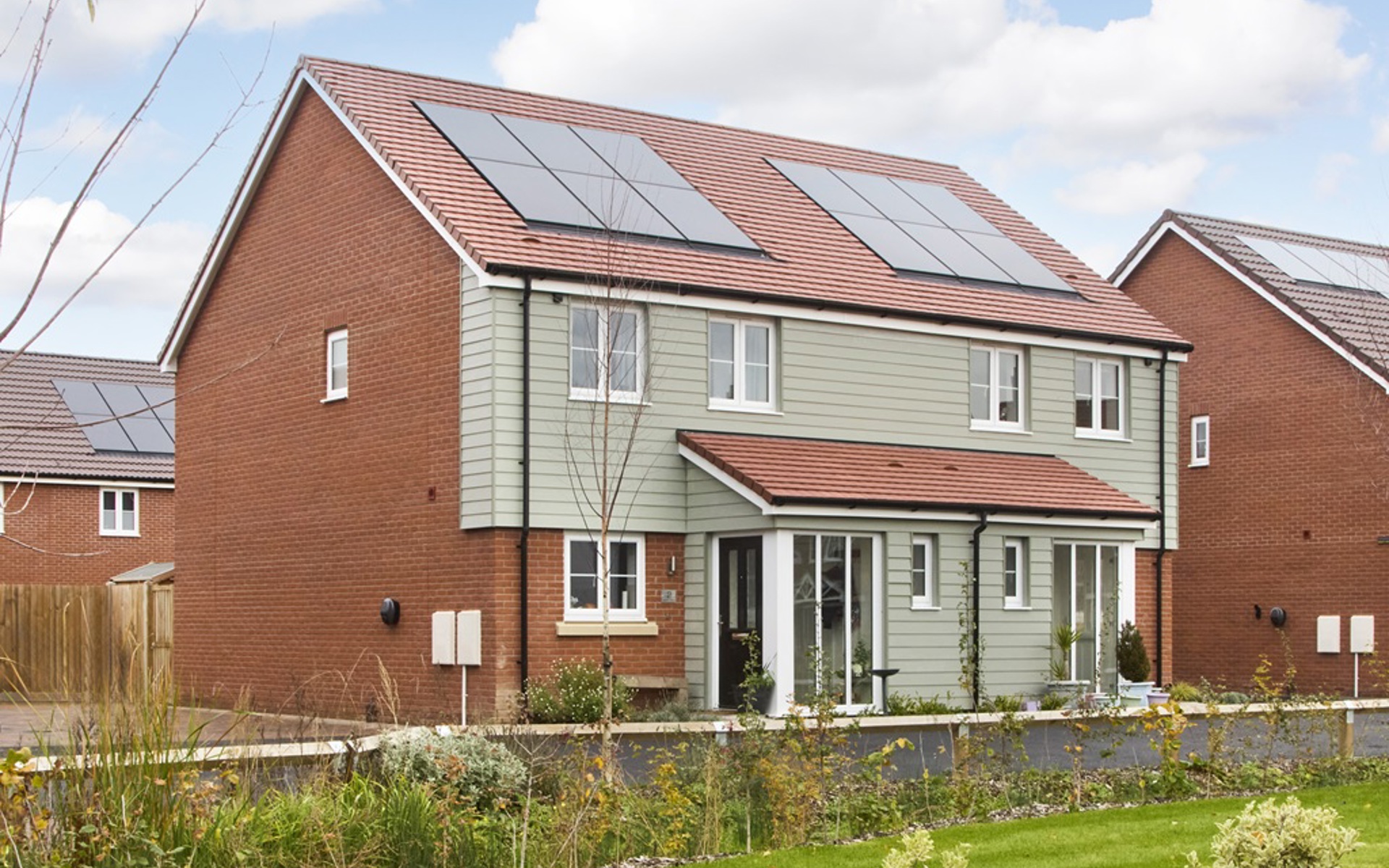 252309 10 Brook Gardens