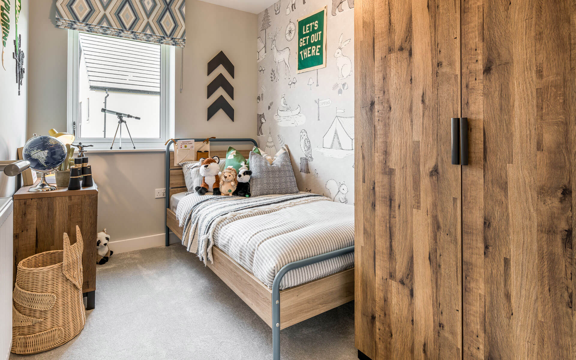 Rushlake Meadows Pine Bedroom 3