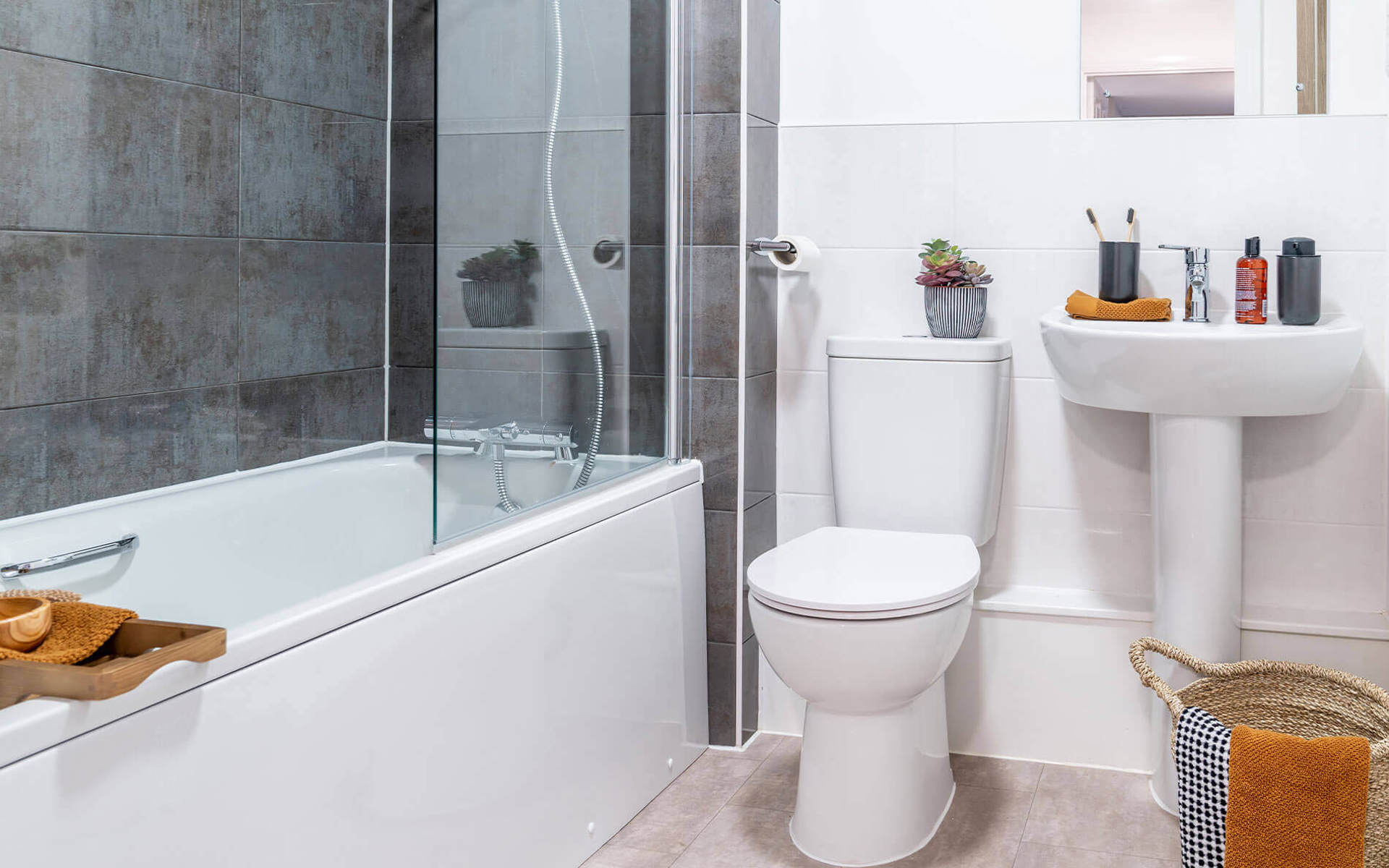 Watermans Park - Bathroom