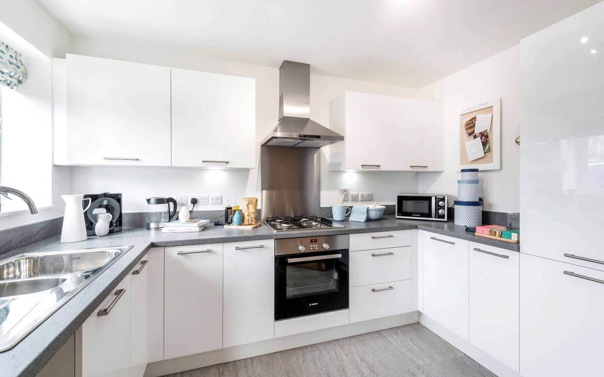 Summer Gates - Kitchen (1)