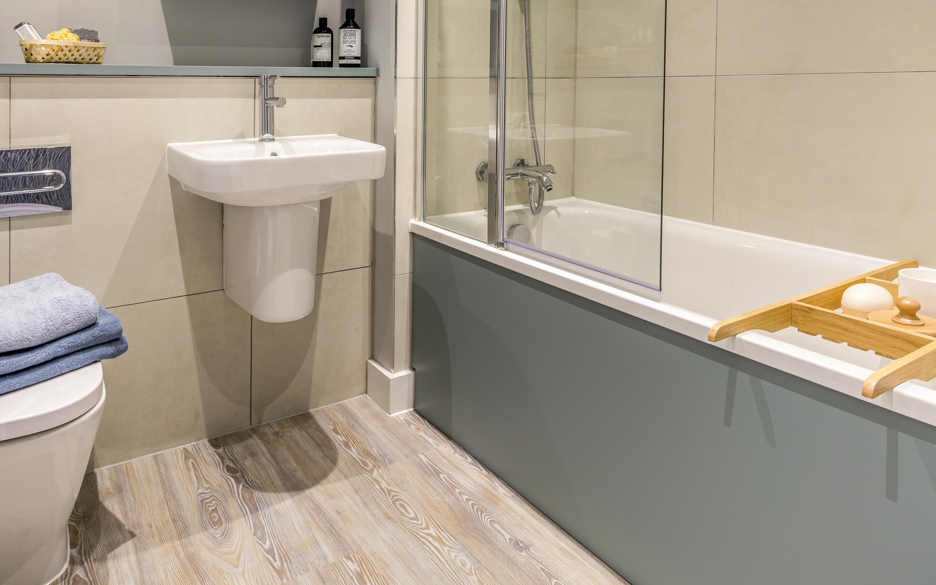 Rosewood Willow Bathroom