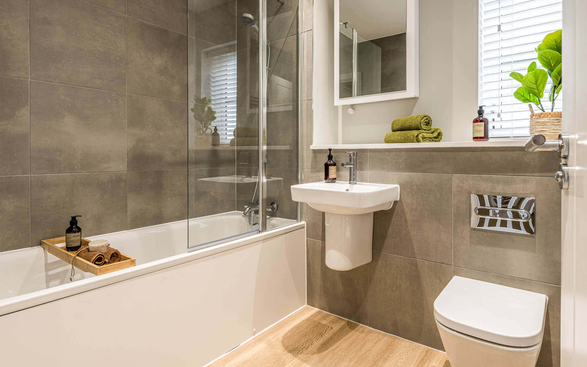 OHM Enstoneleys Somerton Bathroom 1