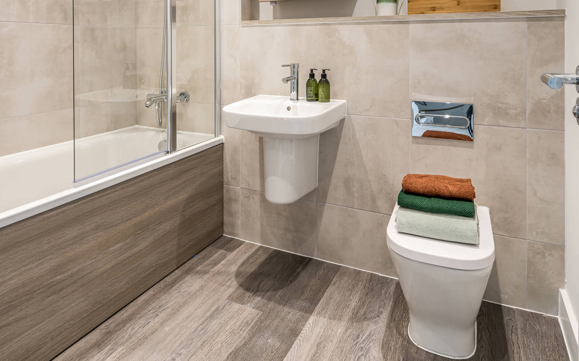 OH At Cromwell Wharf Whittington Bathroom