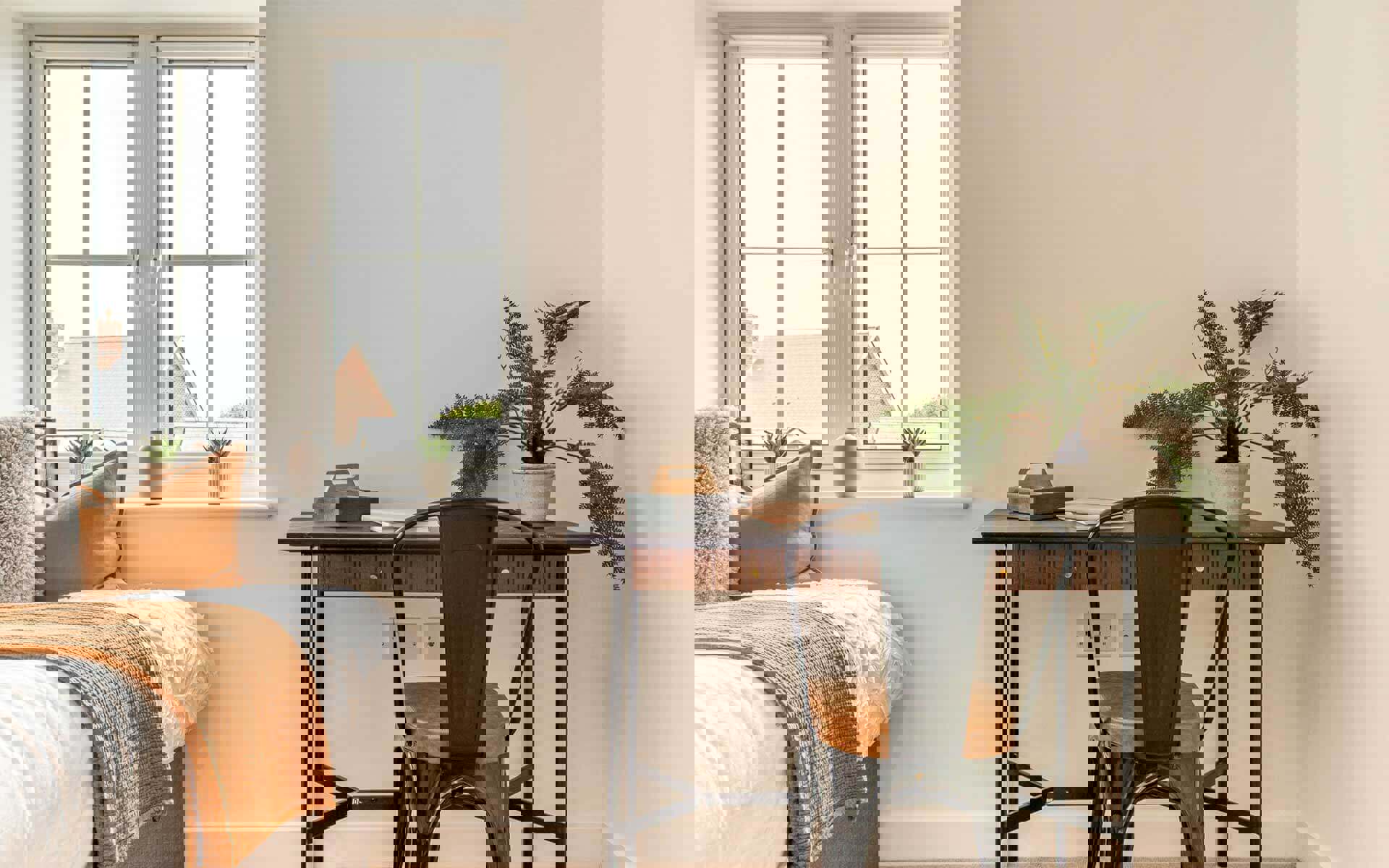 Hawthorn Grove Laurel Bedroom