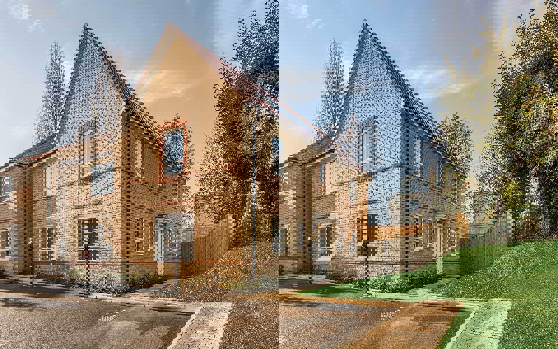 Hawthorn Grove Lily 228 (2)