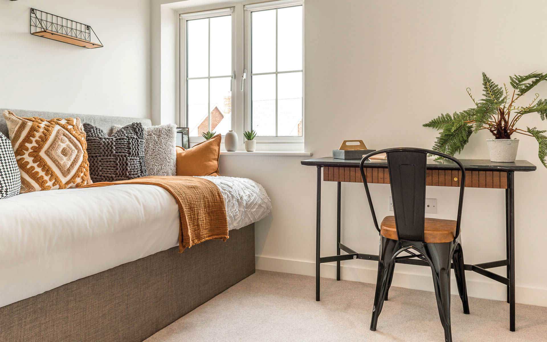 Hawthorn Grove Lavender Bedroom2