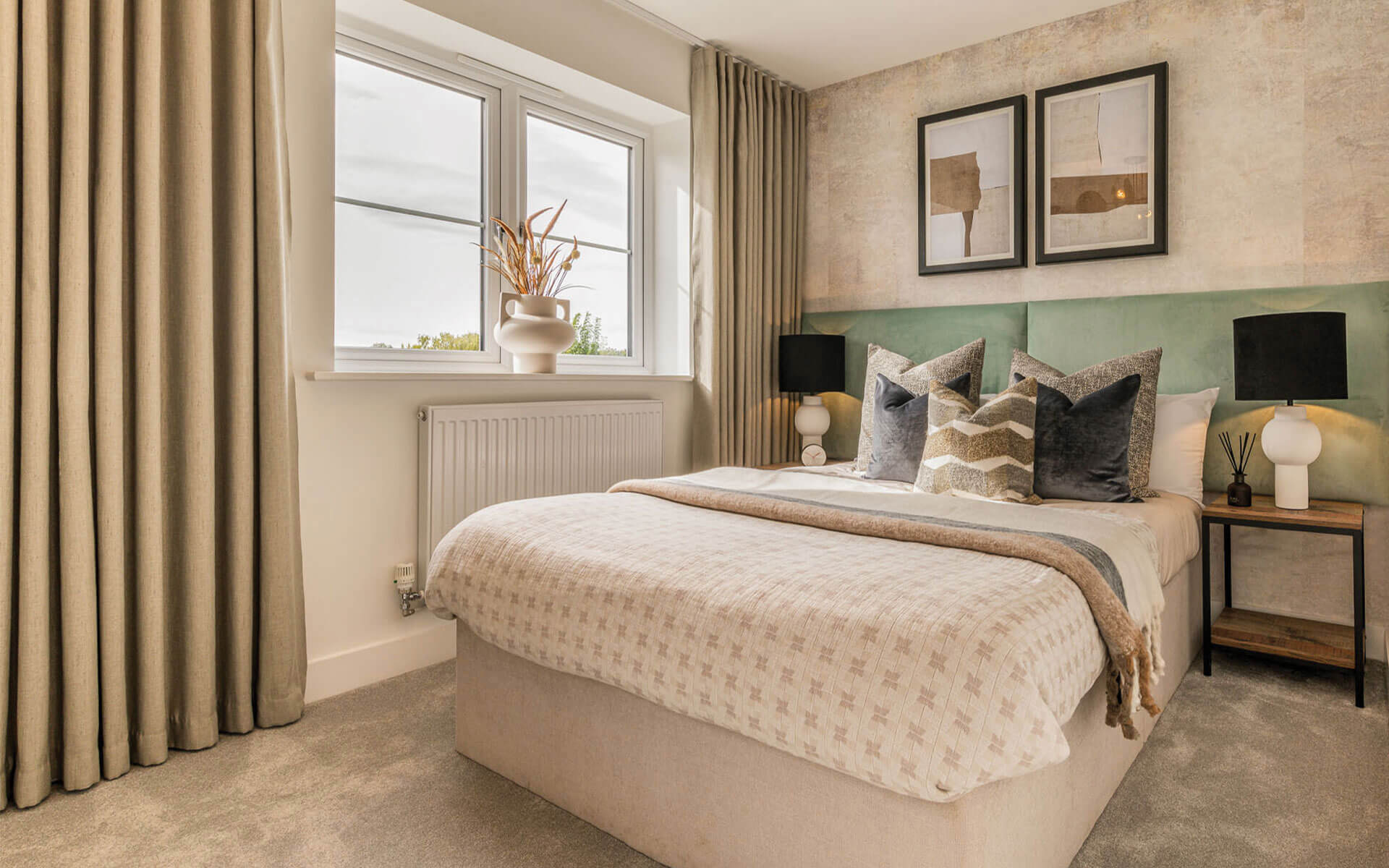 Levett View Rockingham Bedroom 1 (3)