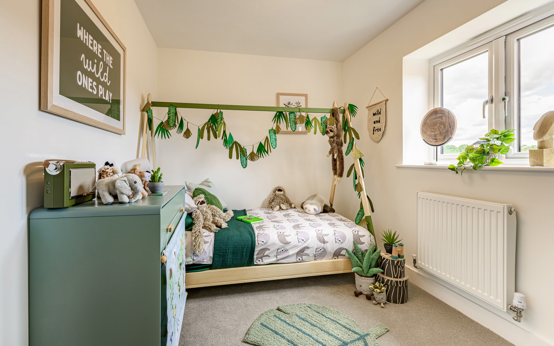 5827 Roseberry Bedroom 3