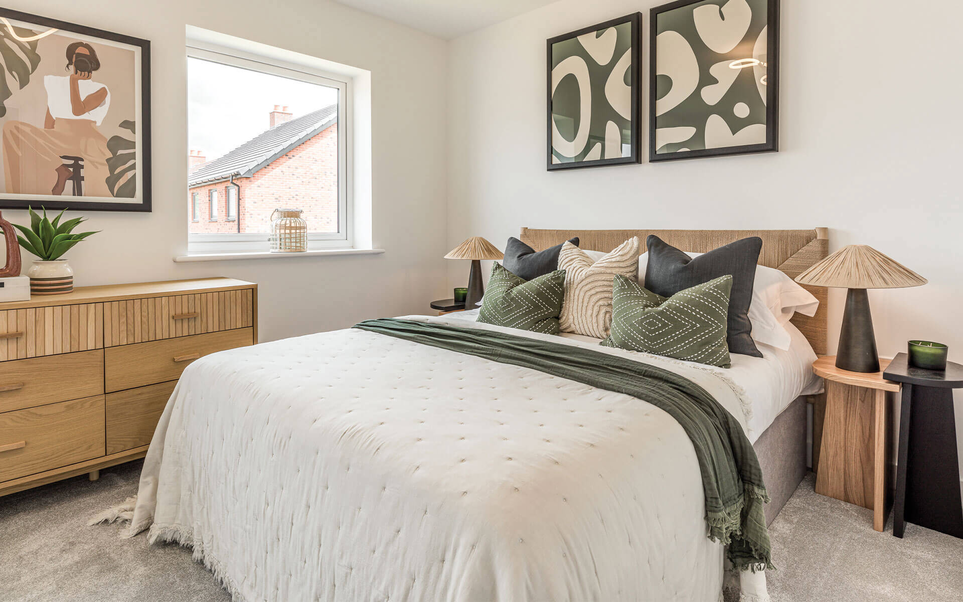 Hawthorn Grove Barberry Bedroom1(2)