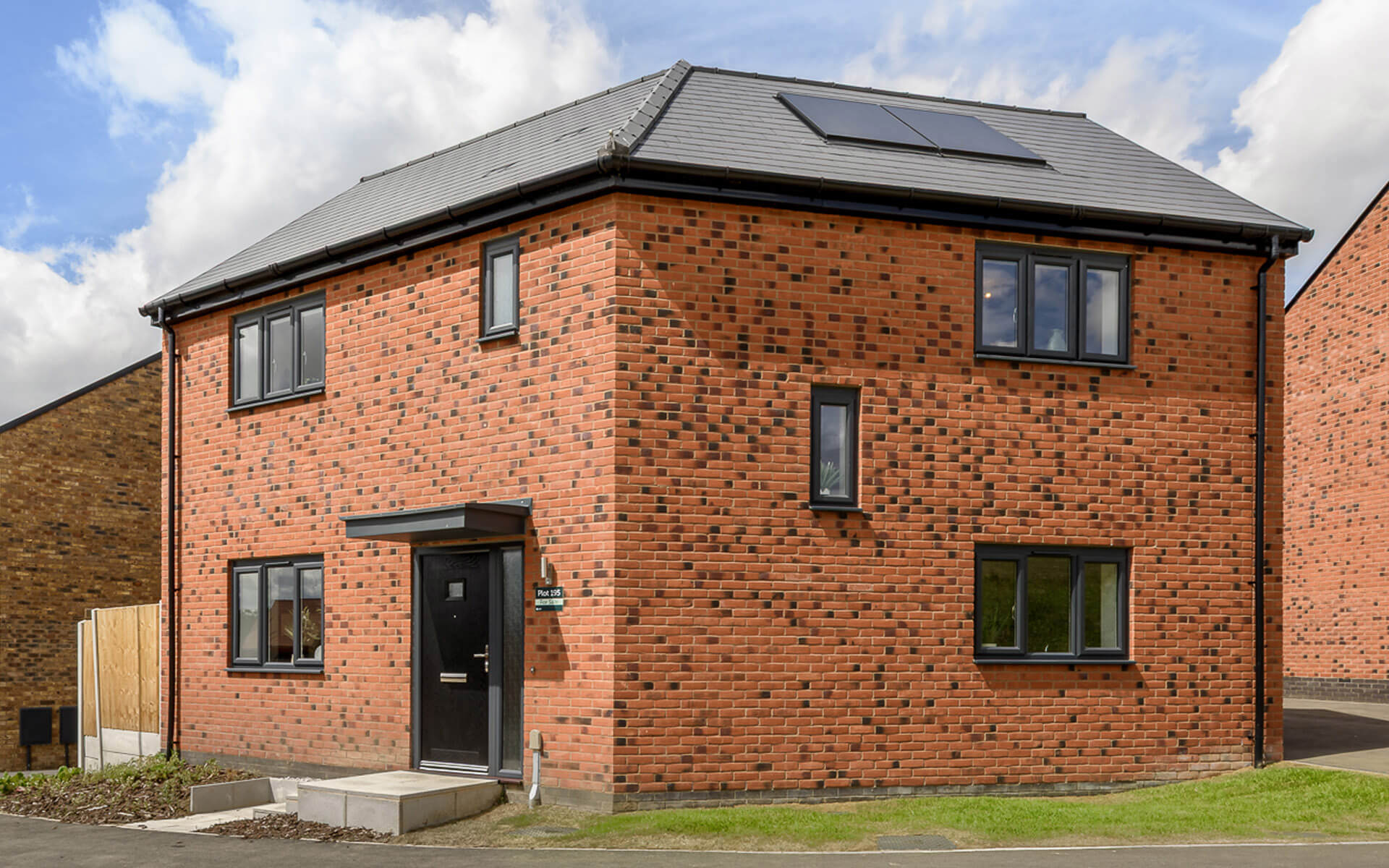 5581 Roseberry Exterior