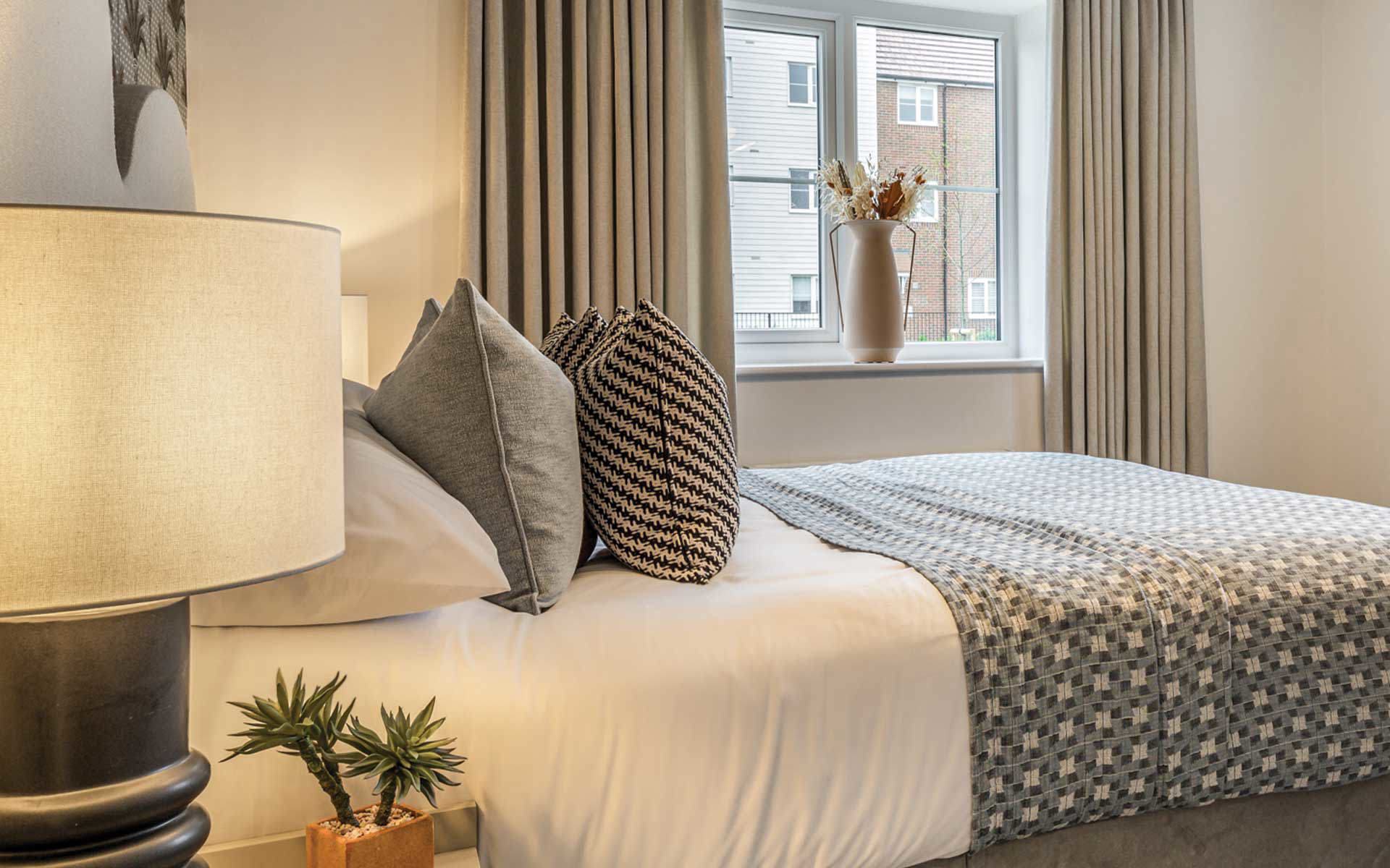 Hawthorn Grove Laurel Bedroom1(2)