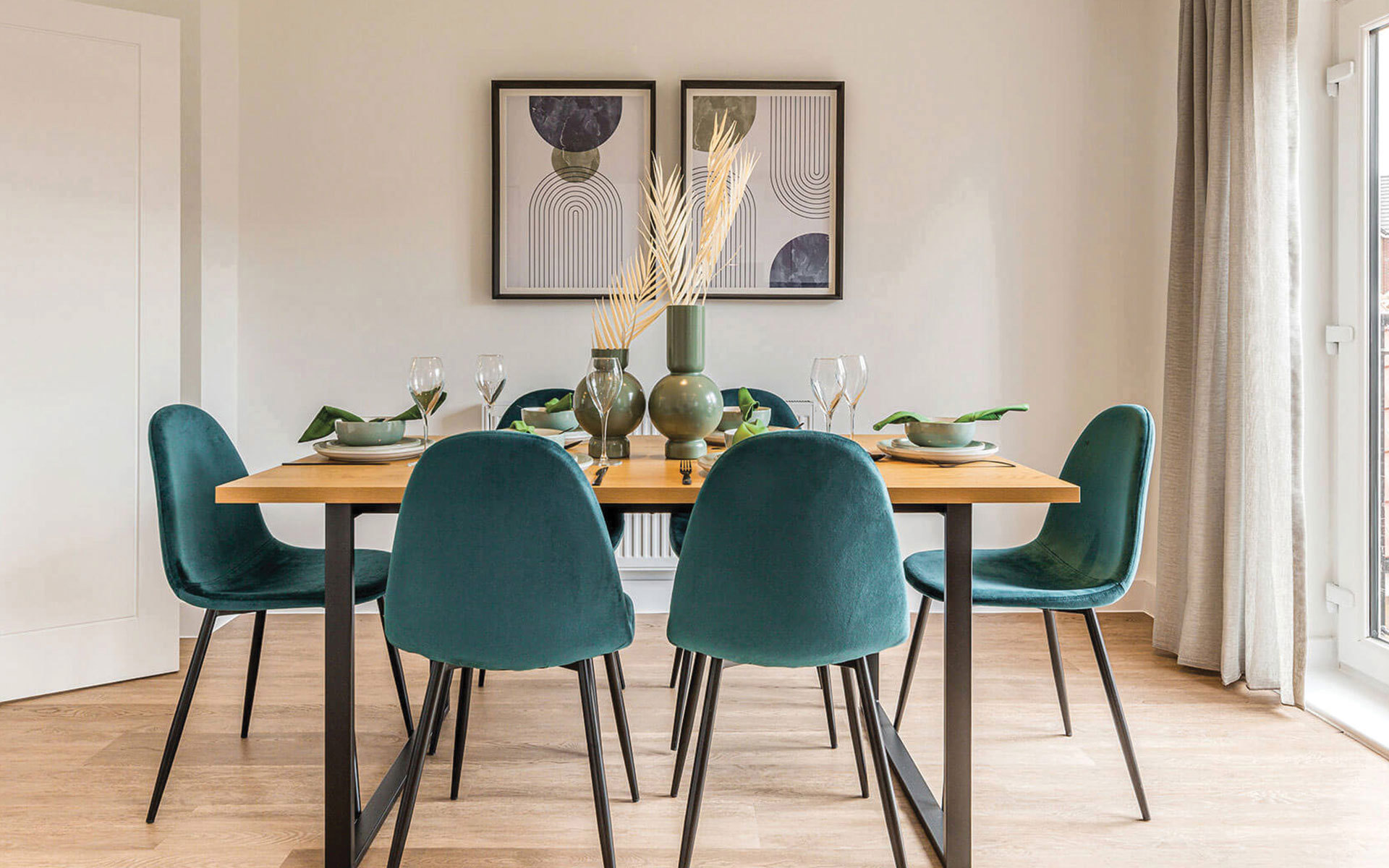 Rushlake Meadows Pine Dining Area