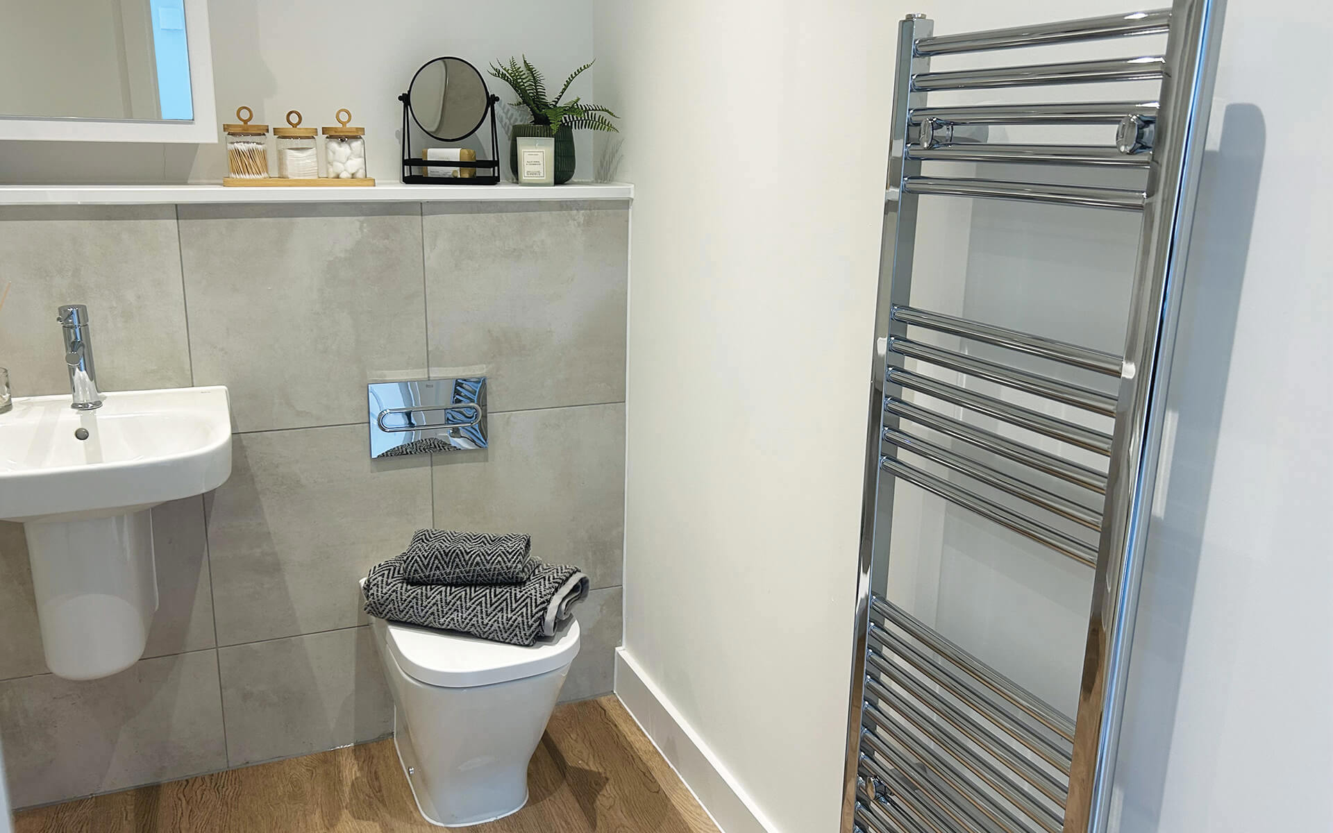 Rosewood Clematis Bathroom(2)
