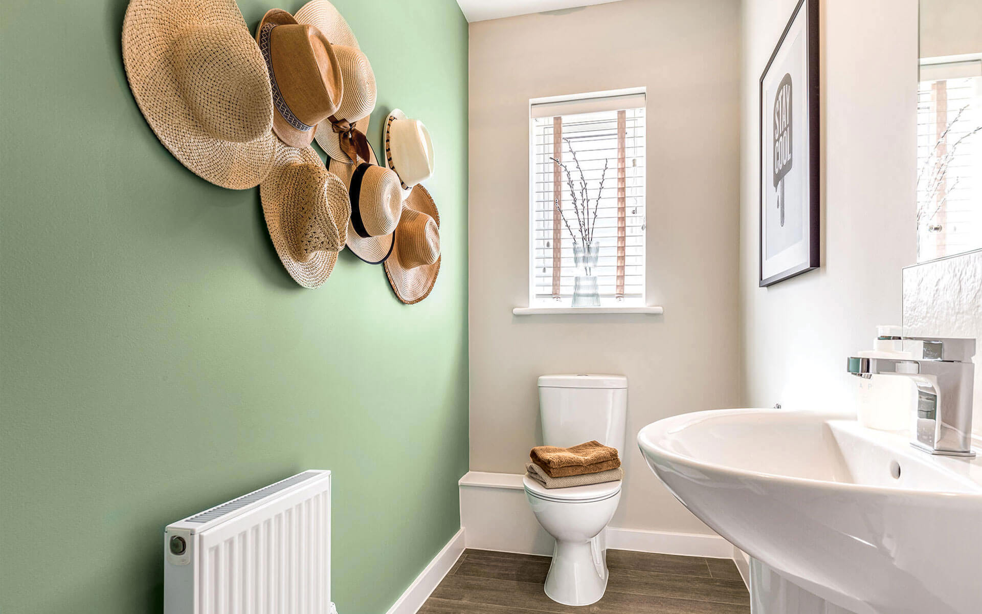 OHS CG The daisy Cloakroom