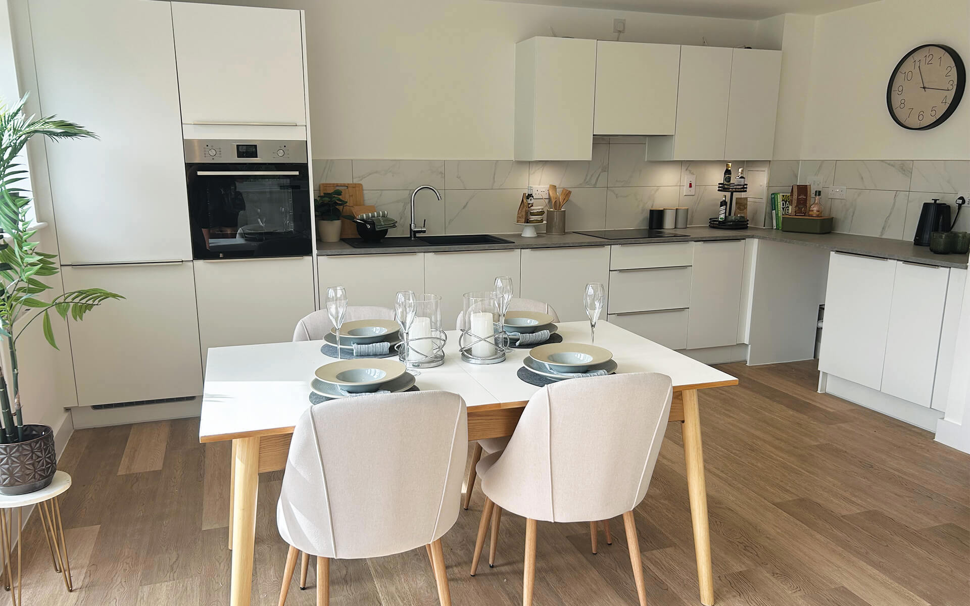 Rosewood Clematis Kitchen Dining Living(5)