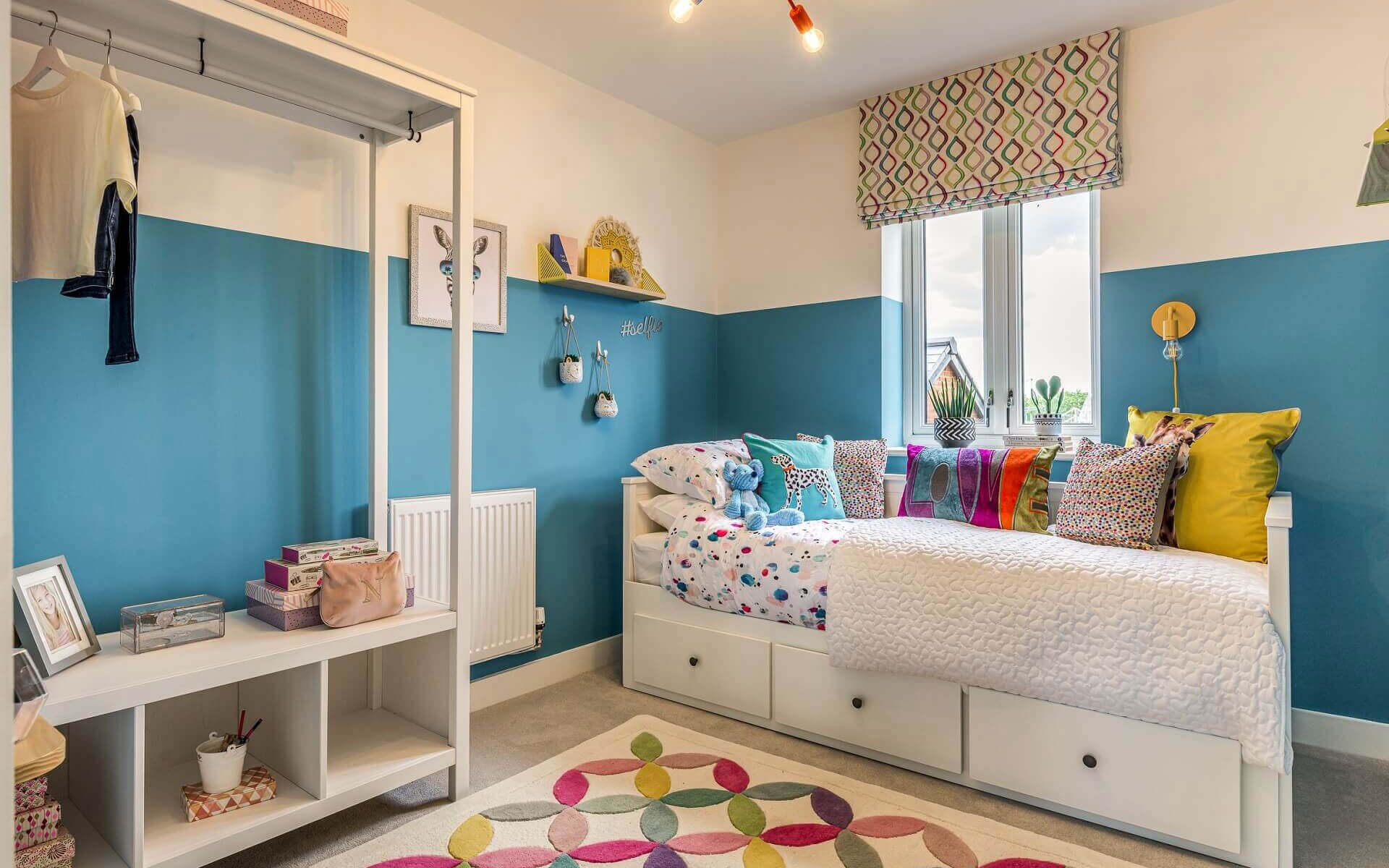 Rosewood Chestnut Bedroom 3(1)