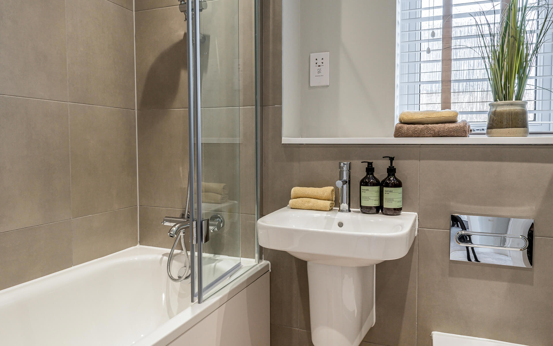 Hanwood Park Knowle Bathroom