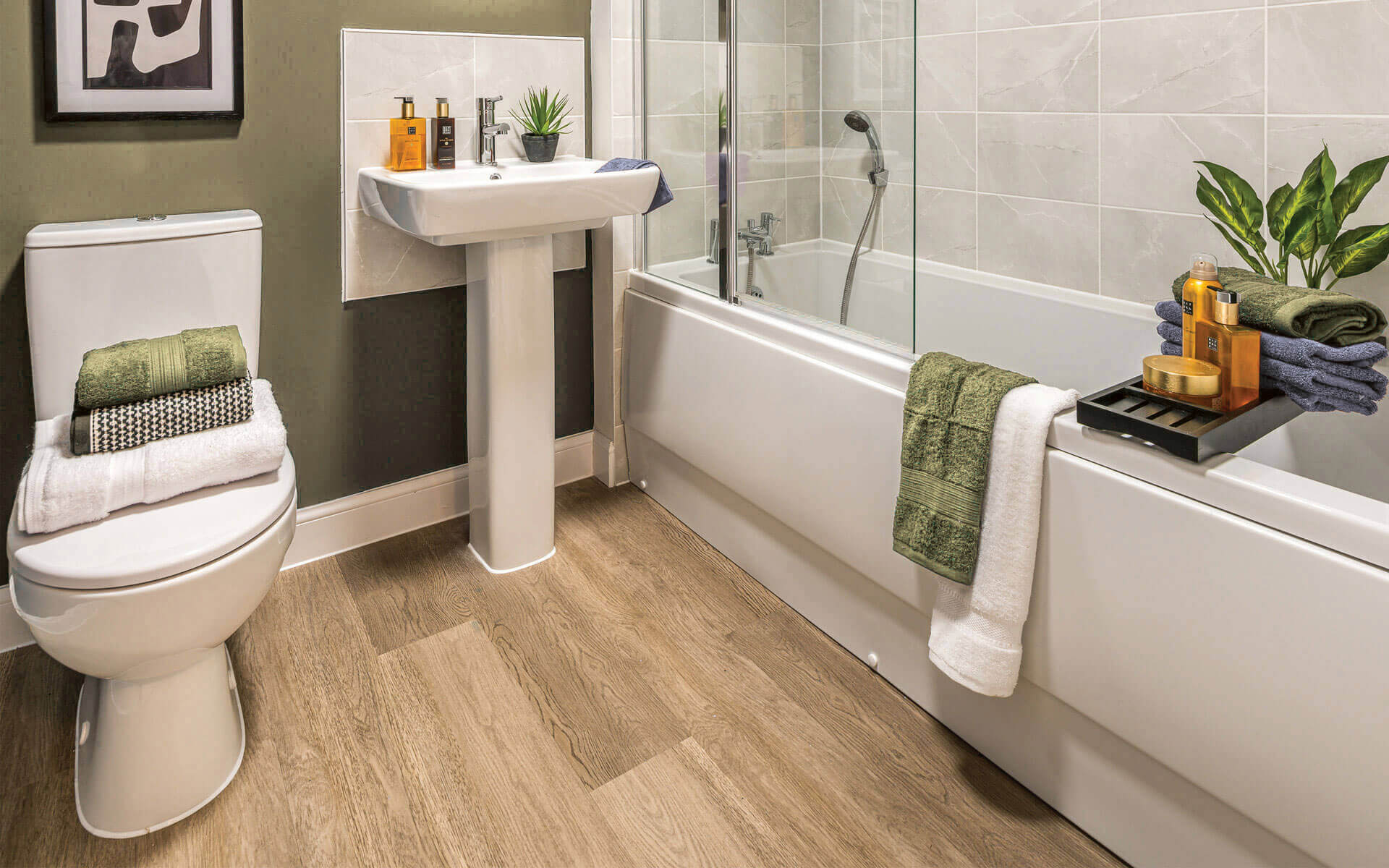 St-Augustines_Satterstead_Bathroom.jpg