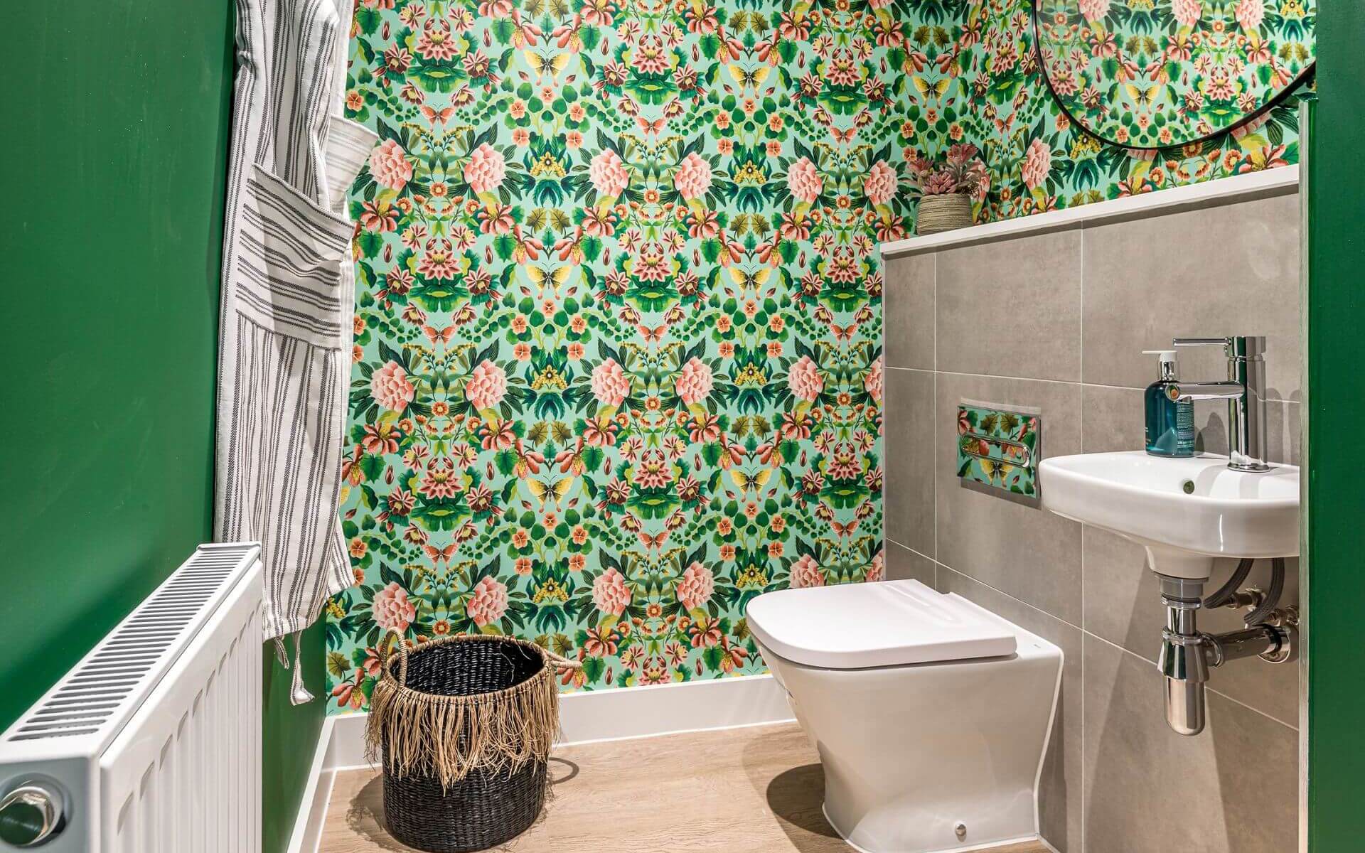 Woodland Valley Whittlewood Cloakroom