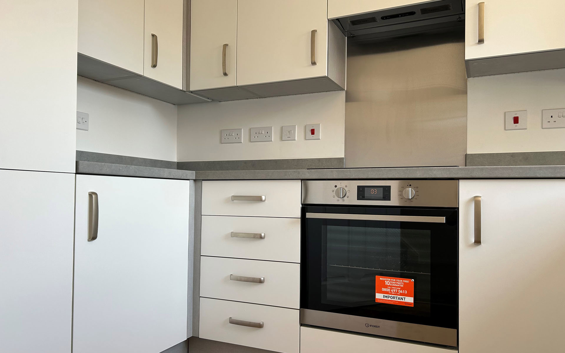 WG P195 Kitchen 8 Web