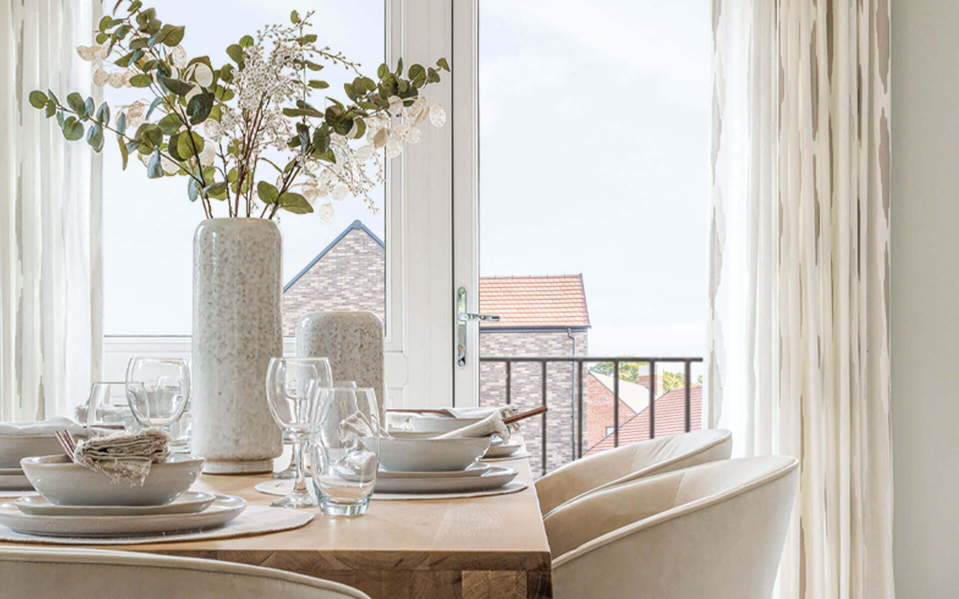 Pearson Heights Drift Dining(1)