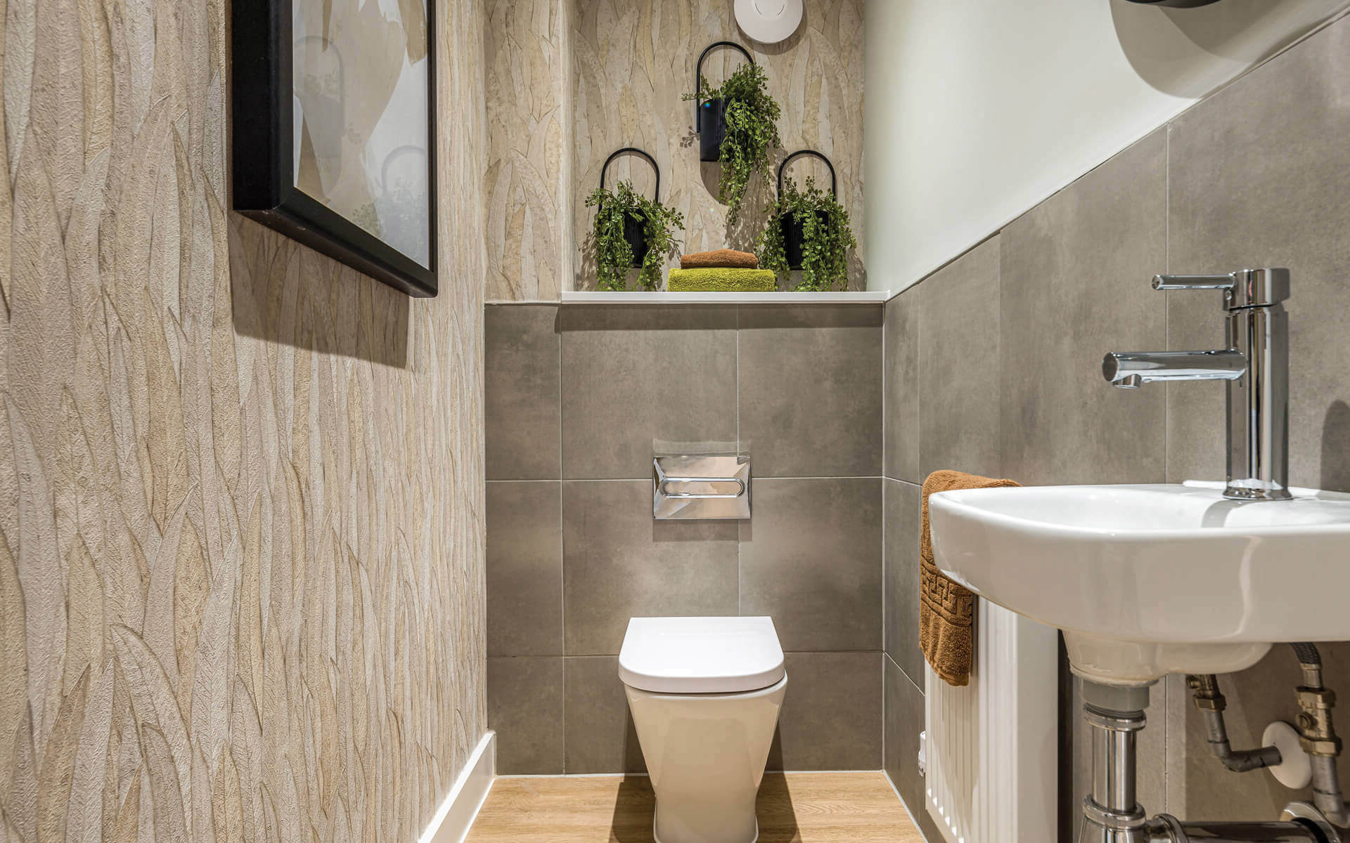Frederick-Gardens_Aylmer_Cloakroom.jpg