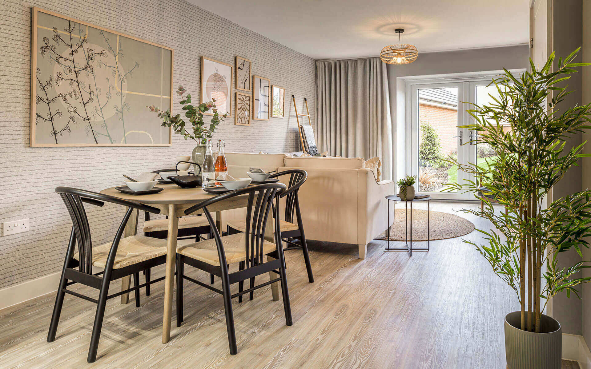 Hanwood Park - Holly - Living Room and Diner
