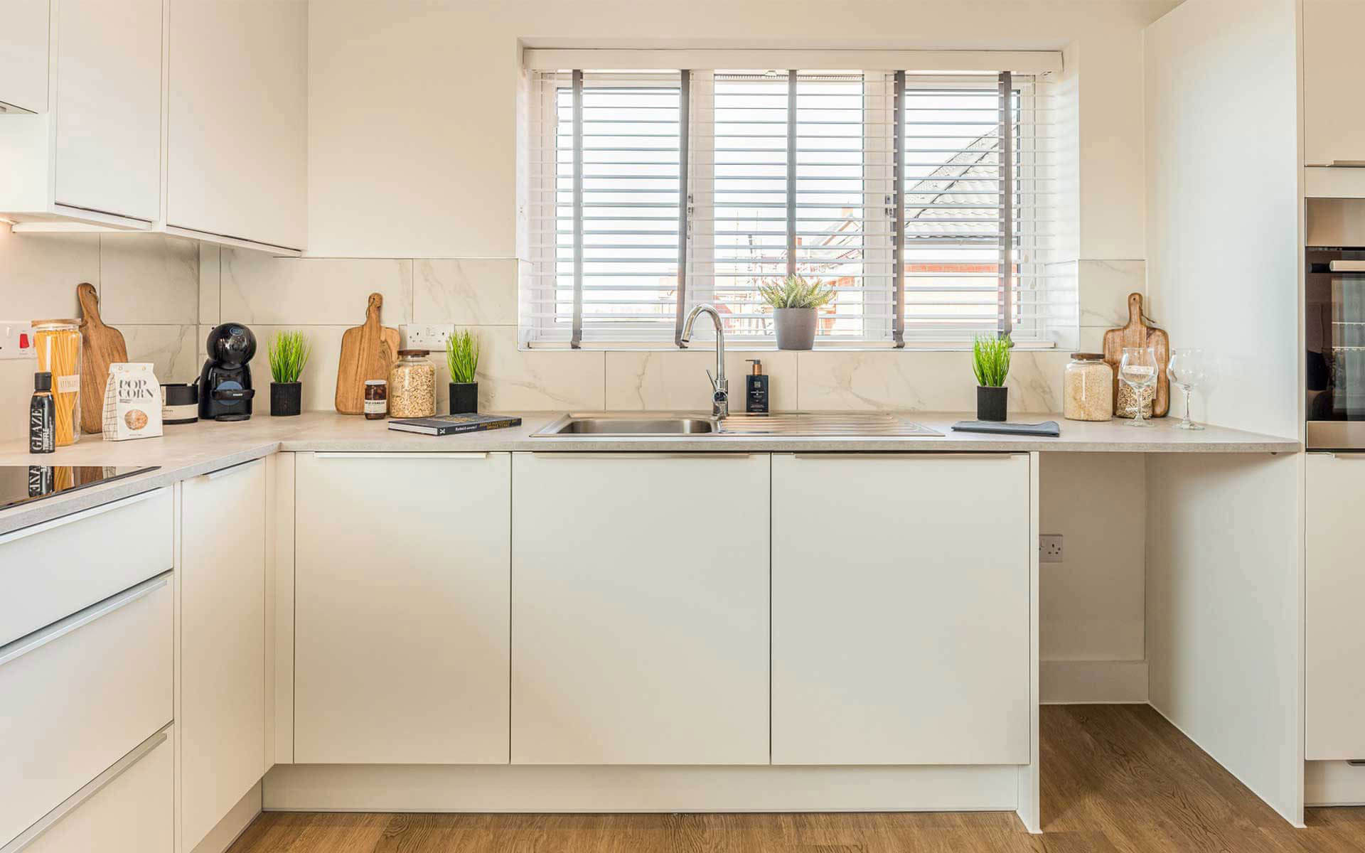 Rosewood Wisteria Kitchen (2)