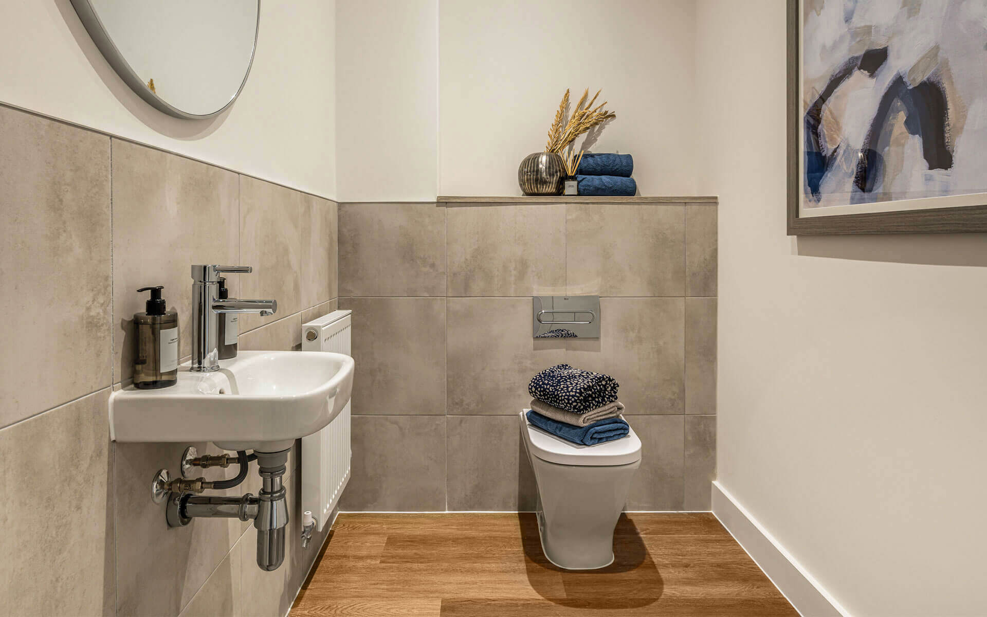 Levettview Holt Cloakroom (1)