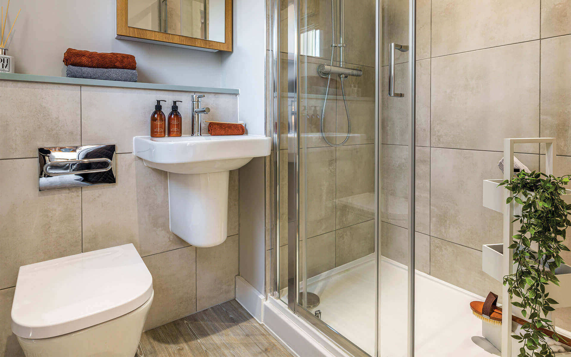 Pearson Heights Apartments The Bay En Suite (1)