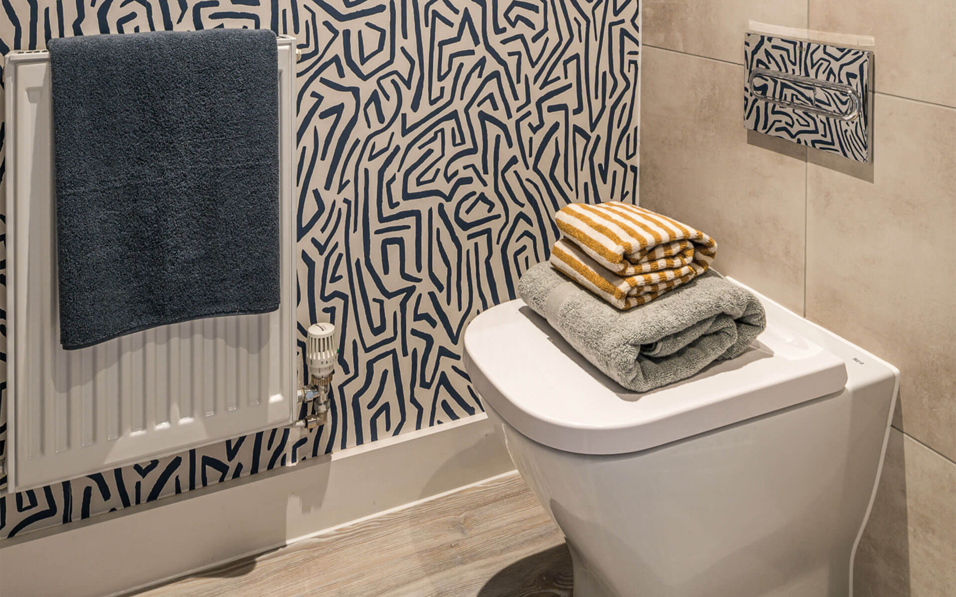 Bluebellgardens Poplar Cloakroom 1