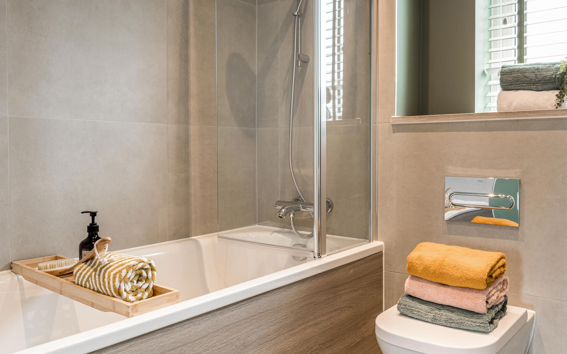 St James Gate Buttercup Bathroom