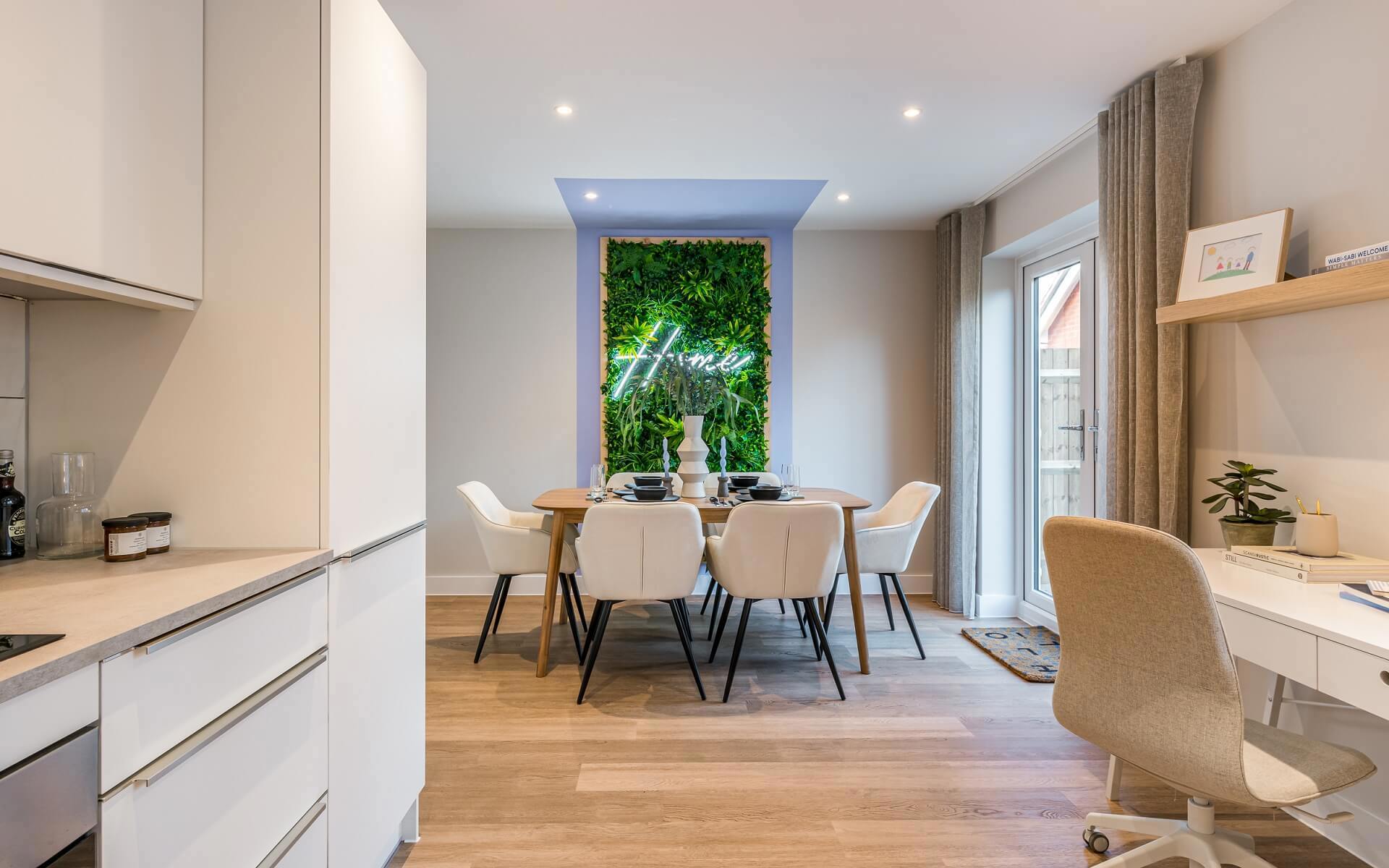 Elm kitchen dining