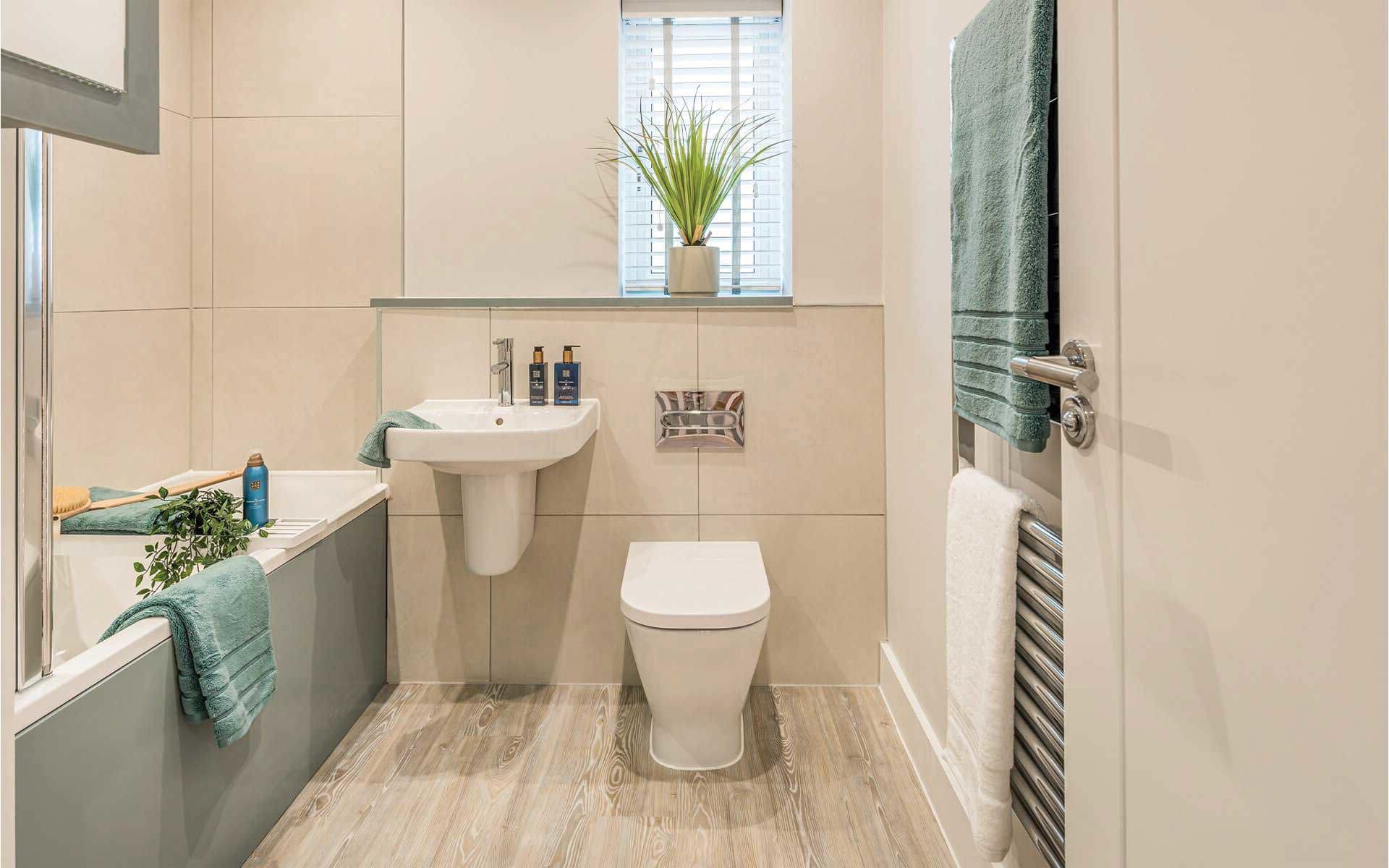 Dawsons Green Maple Bathroom